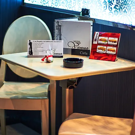 Motel Venus Pontevedra 3*