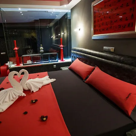 Motel Venus Pontevedra 3*